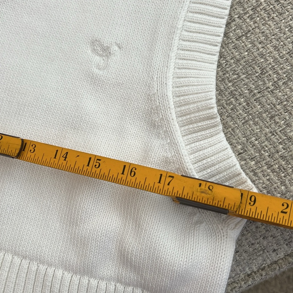TNA White V-Neck Sweater Vest - Picture 7 of 9